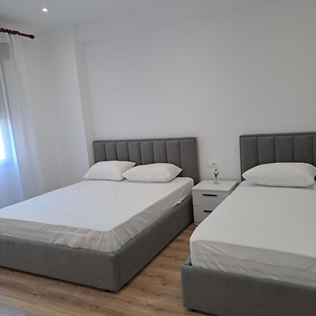 Erdis Home Nr 1 Tirana Extérieur photo